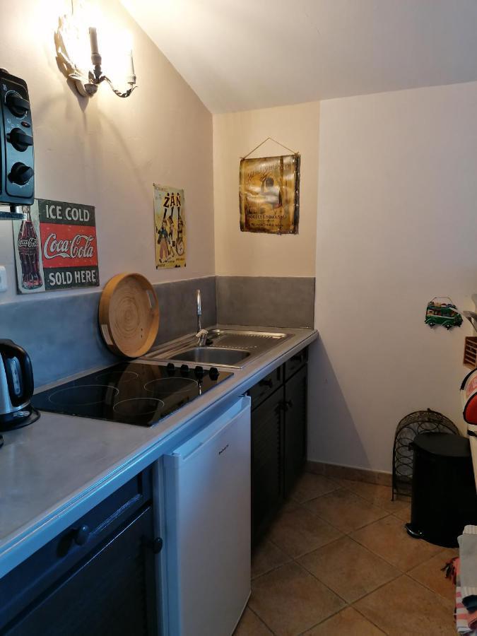 Studio Au Milieu D Une Oliveraie Le Mas De La Huppe Tourrettes-sur-Loup Luaran gambar